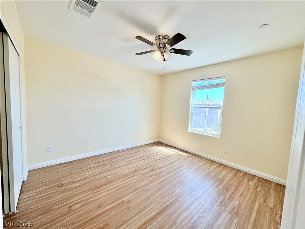 6088 Castle Gardens, Las Vegas, NV 89130