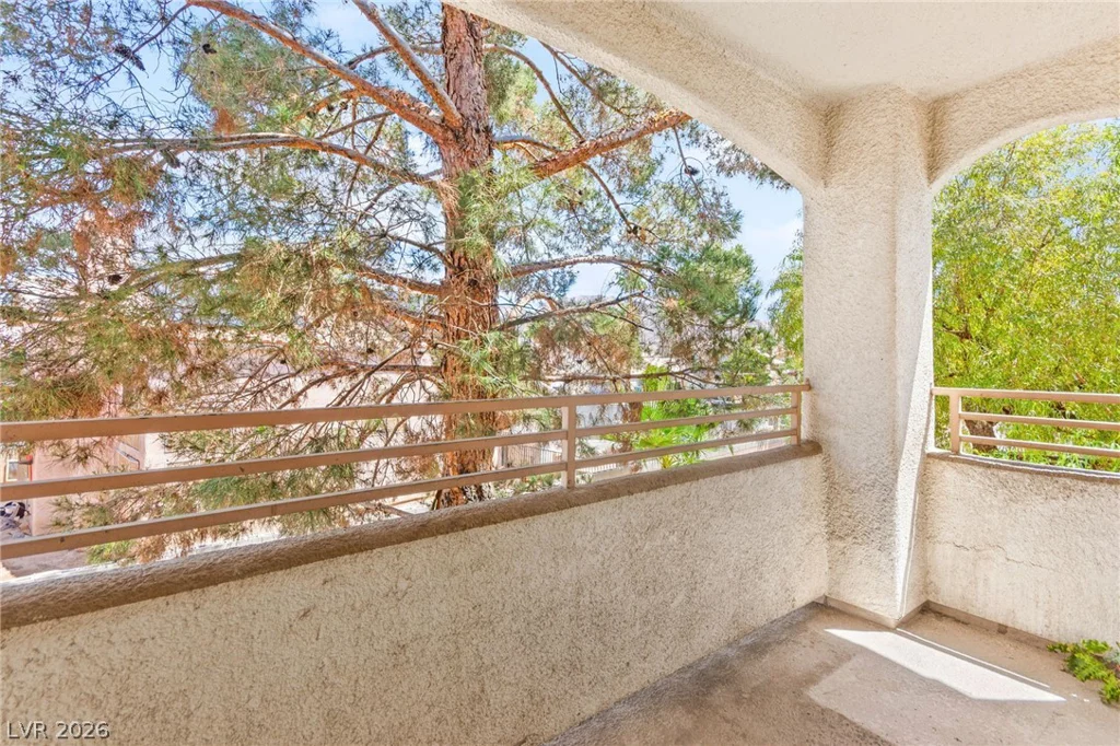 5650 Sahara, Las Vegas, NV 89142