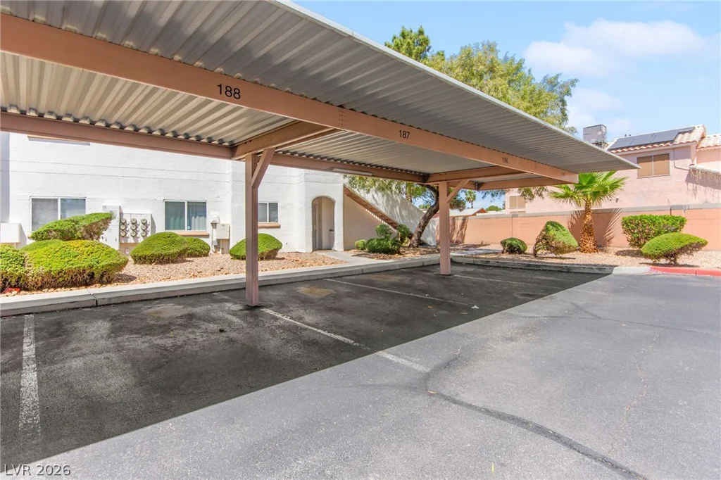 5650 Sahara, Las Vegas, NV 89142
