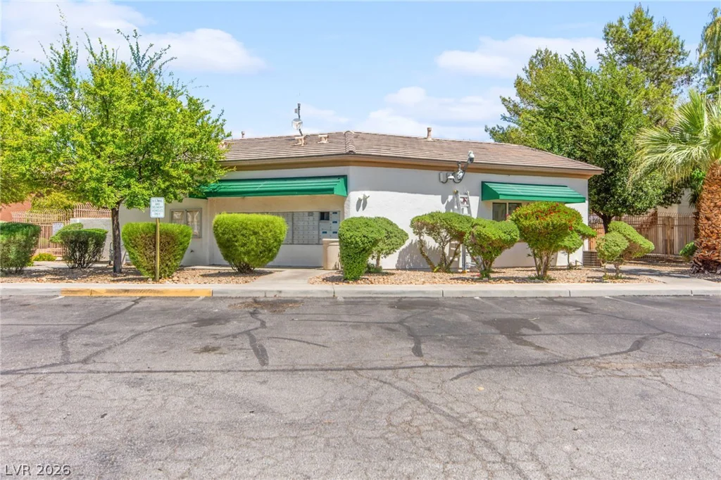 5650 Sahara, Las Vegas, NV 89142
