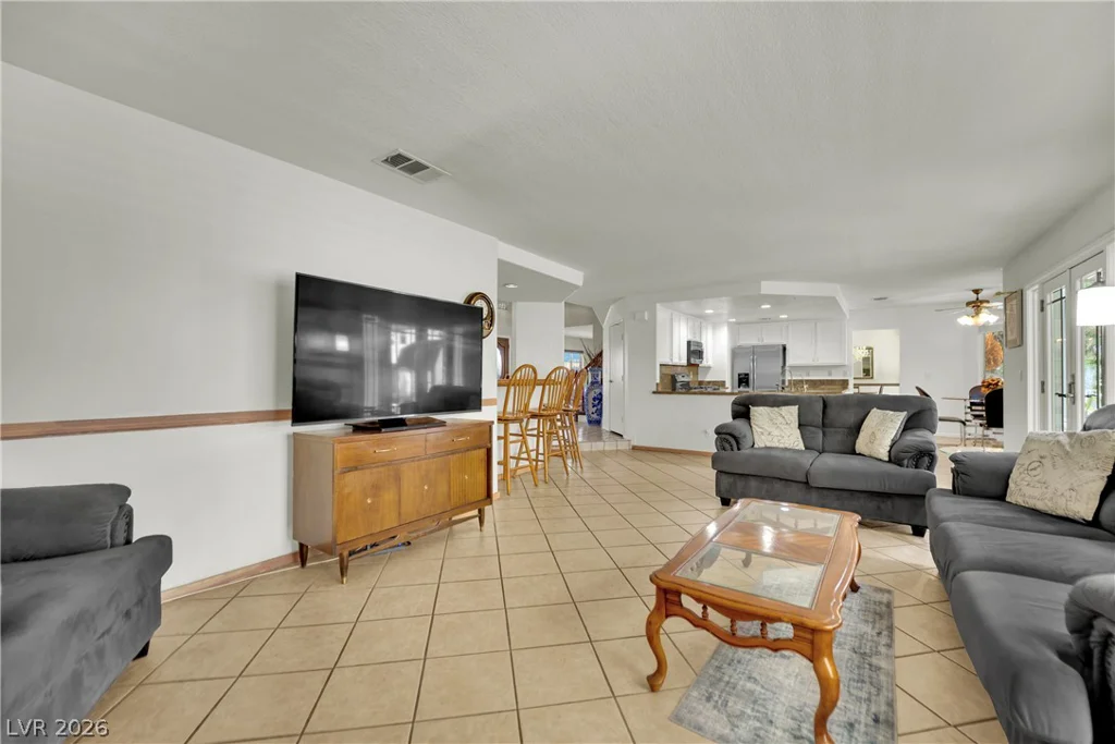 742 Spruce Tree, Henderson, NV 89014