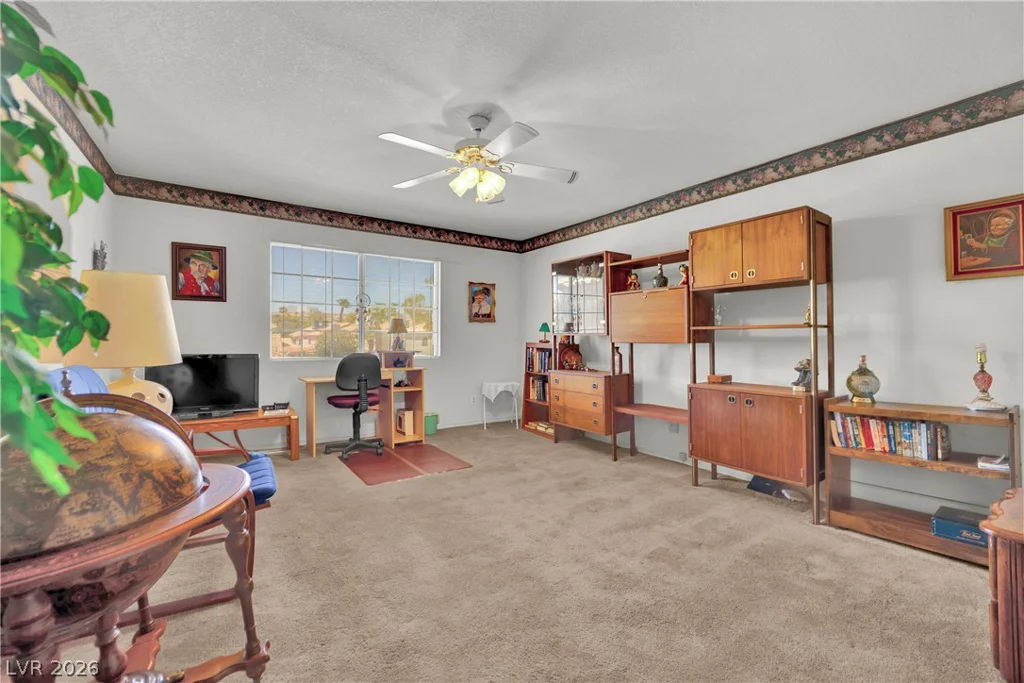 742 Spruce Tree, Henderson, NV 89014