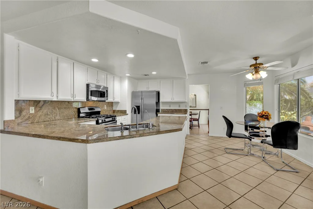 742 Spruce Tree, Henderson, NV 89014