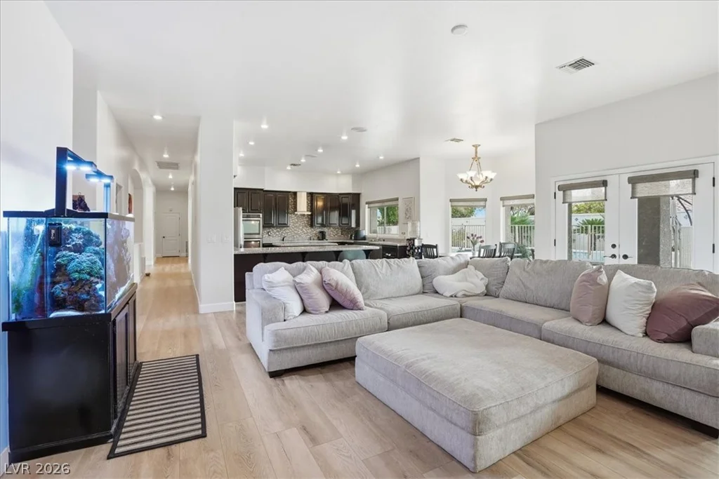 5865 Juliano, Las Vegas, NV 89149