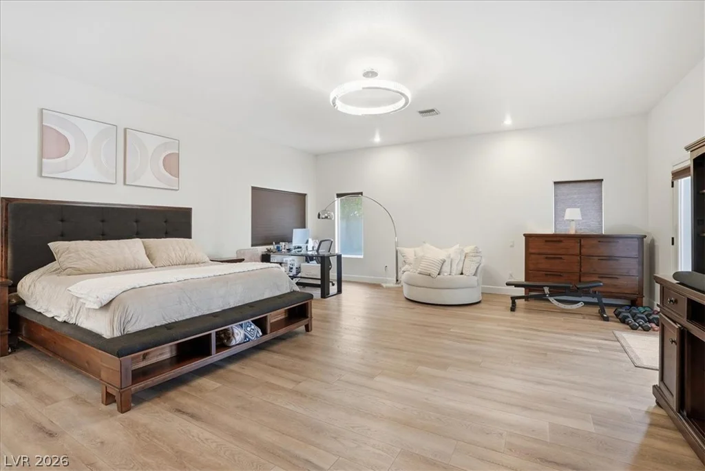 5865 Juliano, Las Vegas, NV 89149