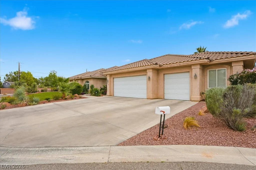 5865 Juliano, Las Vegas, NV 89149