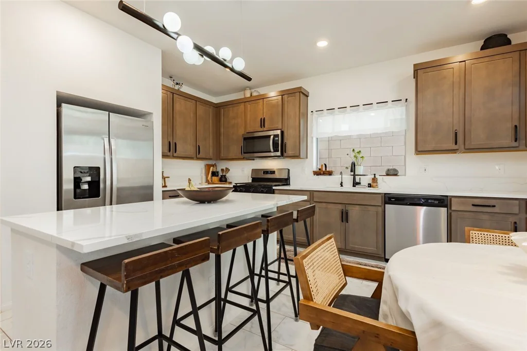 10417 Rose Palisade, Las Vegas, NV 89141