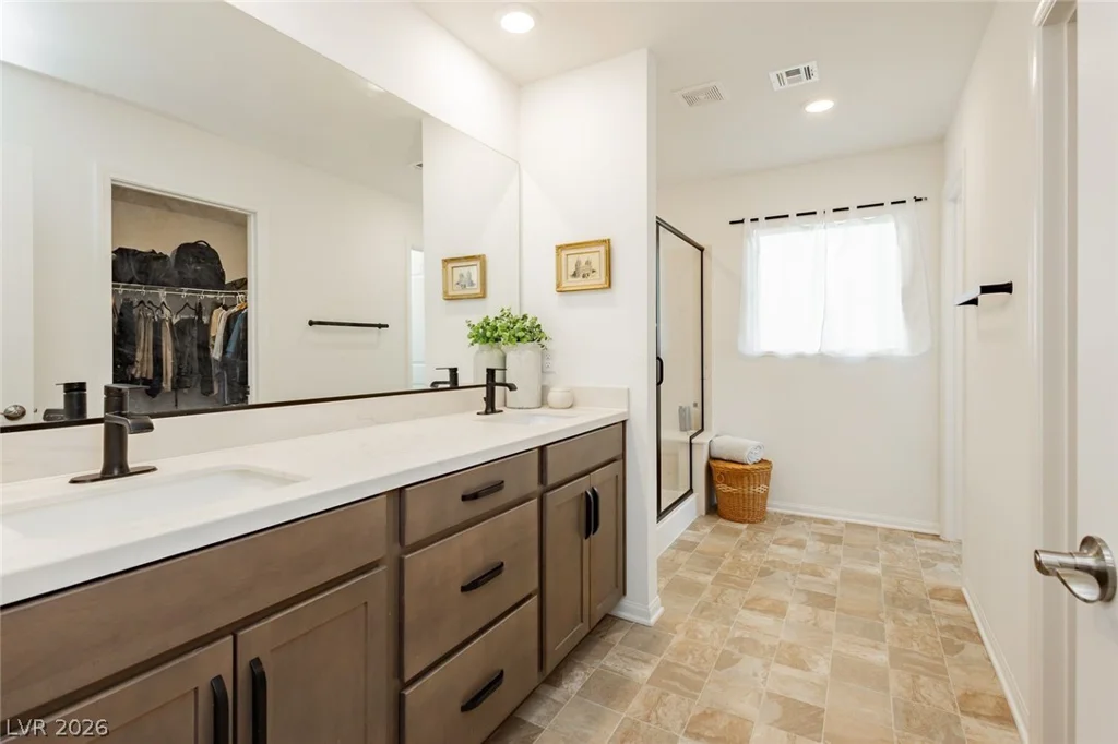 10417 Rose Palisade, Las Vegas, NV 89141