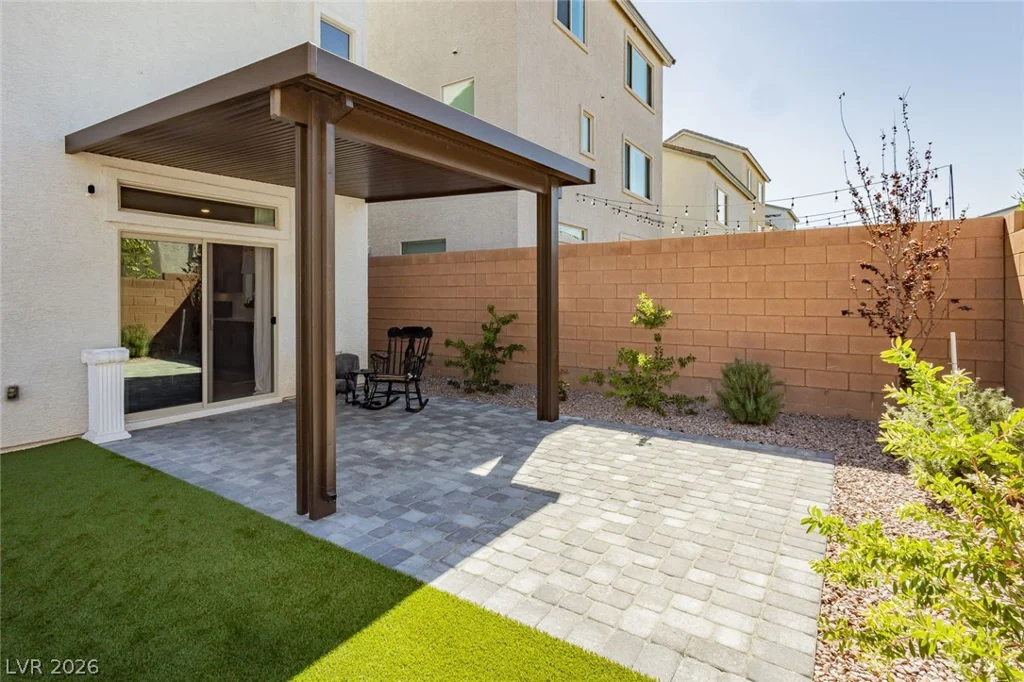 10417 Rose Palisade, Las Vegas, NV 89141