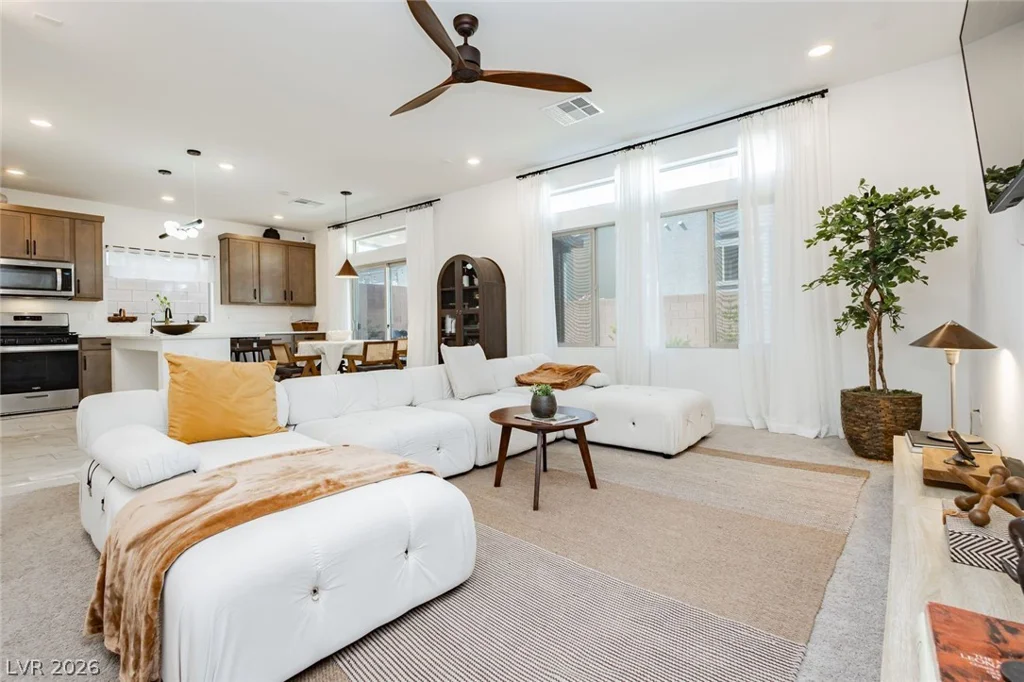 10417 Rose Palisade, Las Vegas, NV 89141