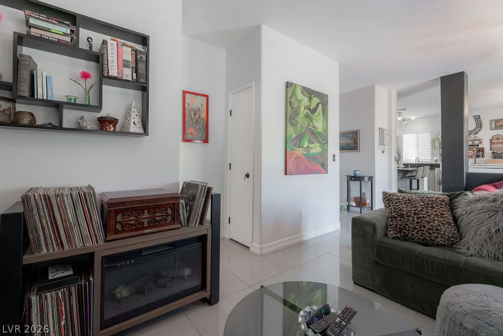 1426 Evening Song, Henderson, NV 89012