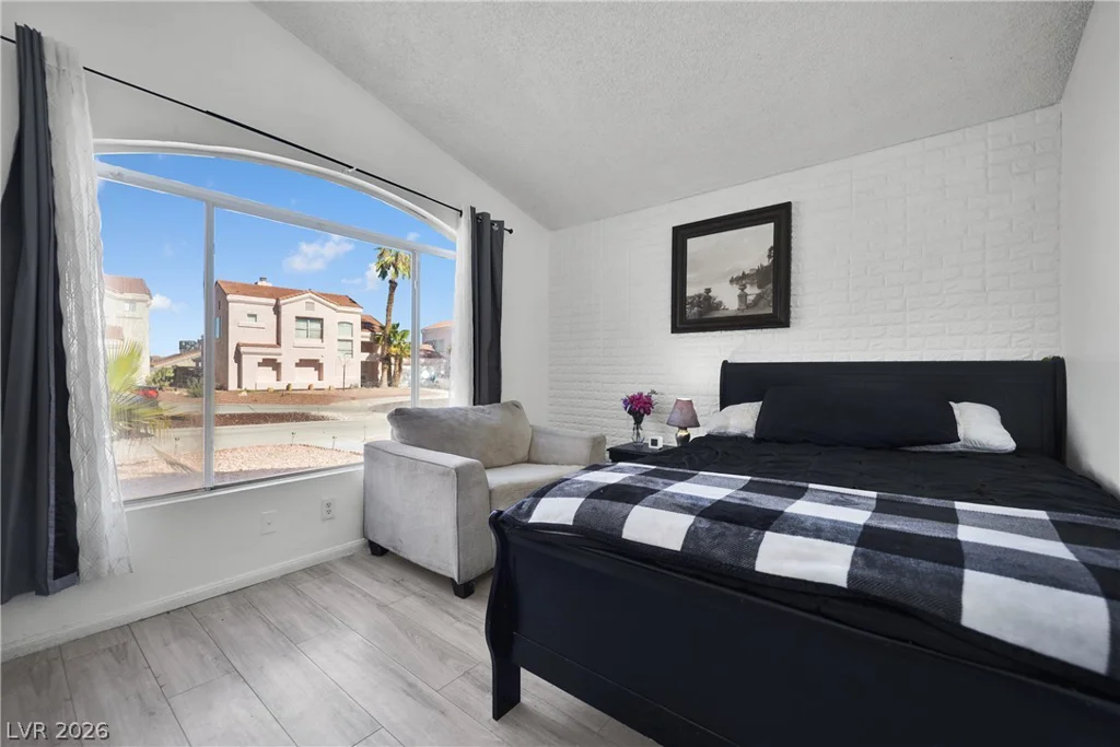 2913 Du Barry Manor, Las Vegas, NV 89108