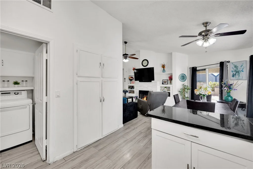 2913 Du Barry Manor, Las Vegas, NV 89108