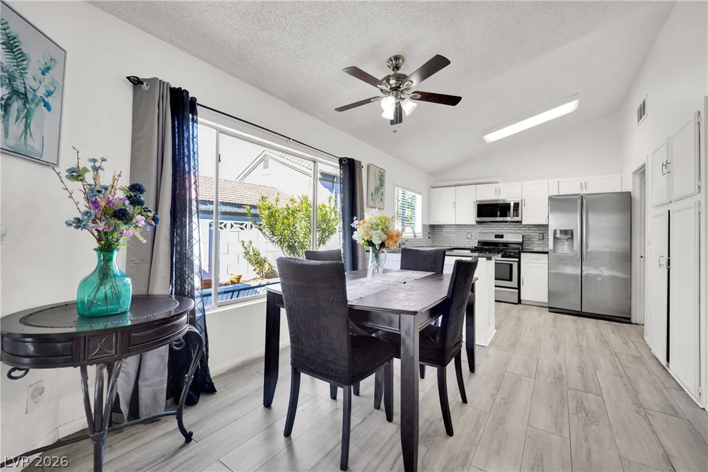 2913 Du Barry Manor, Las Vegas, NV 89108