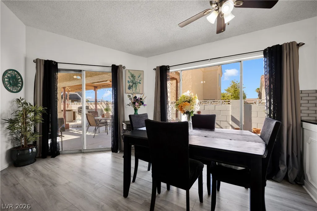 2913 Du Barry Manor, Las Vegas, NV 89108