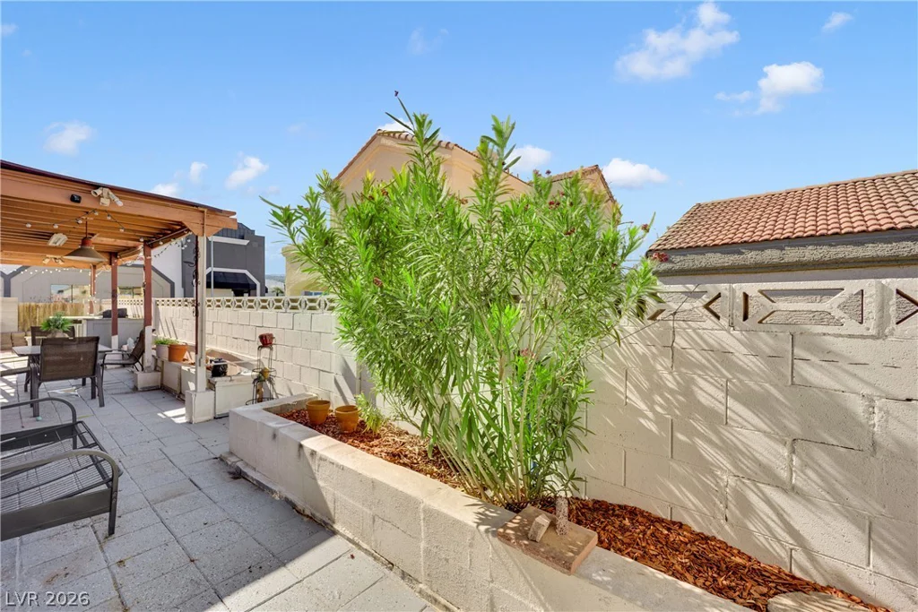 2913 Du Barry Manor, Las Vegas, NV 89108