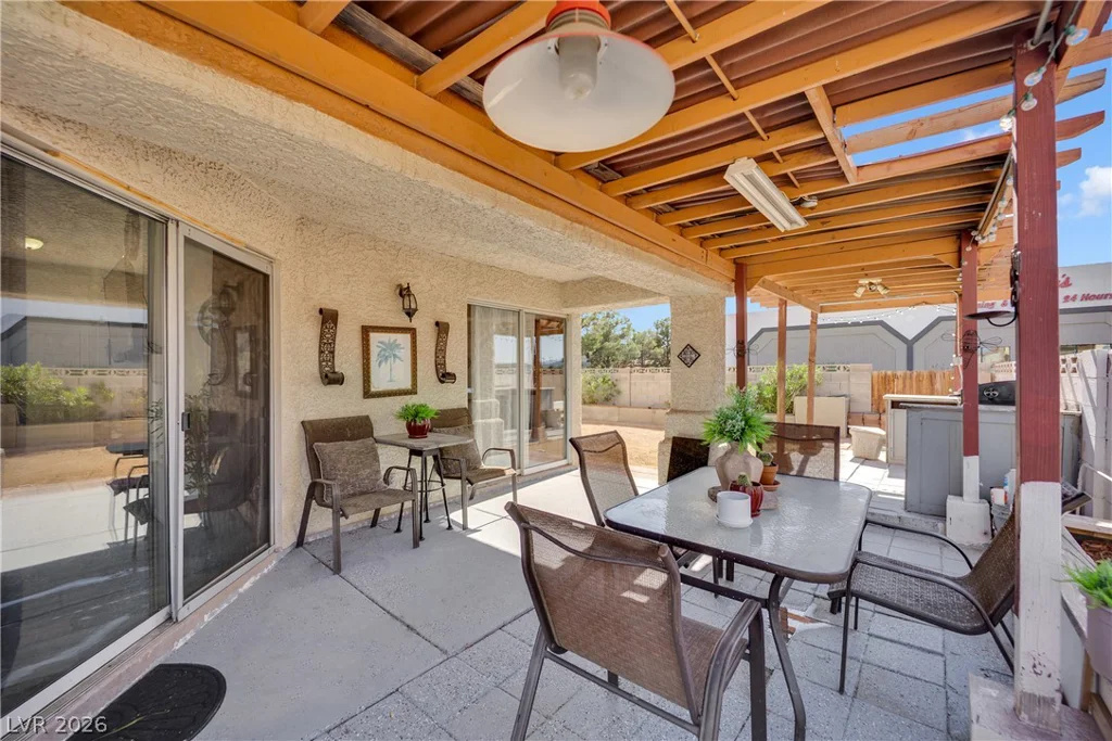 2913 Du Barry Manor, Las Vegas, NV 89108