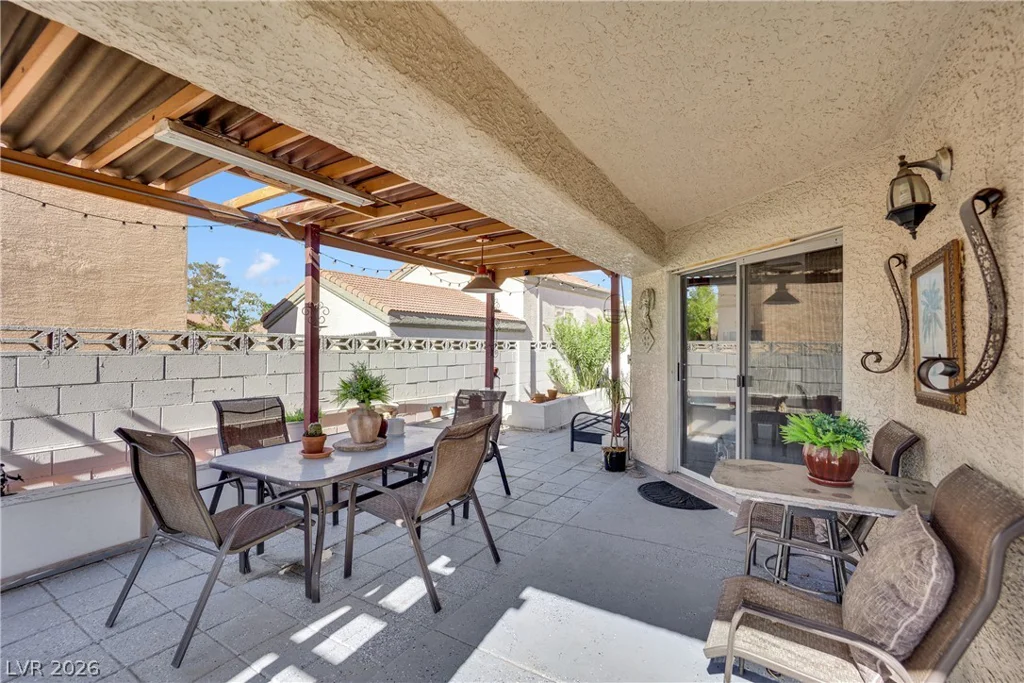 2913 Du Barry Manor, Las Vegas, NV 89108