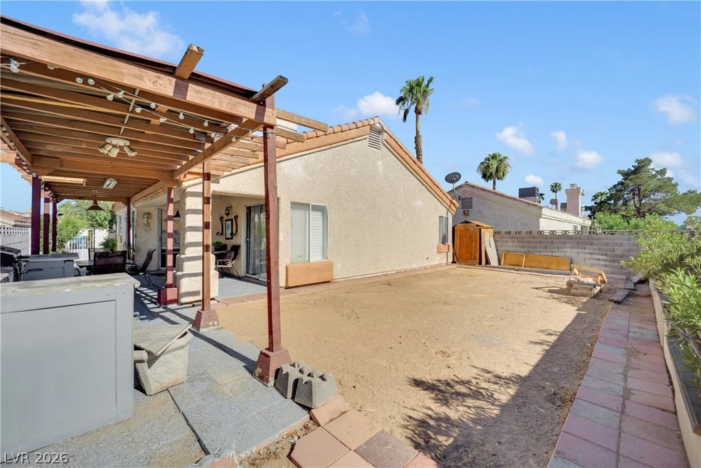 2913 Du Barry Manor, Las Vegas, NV 89108