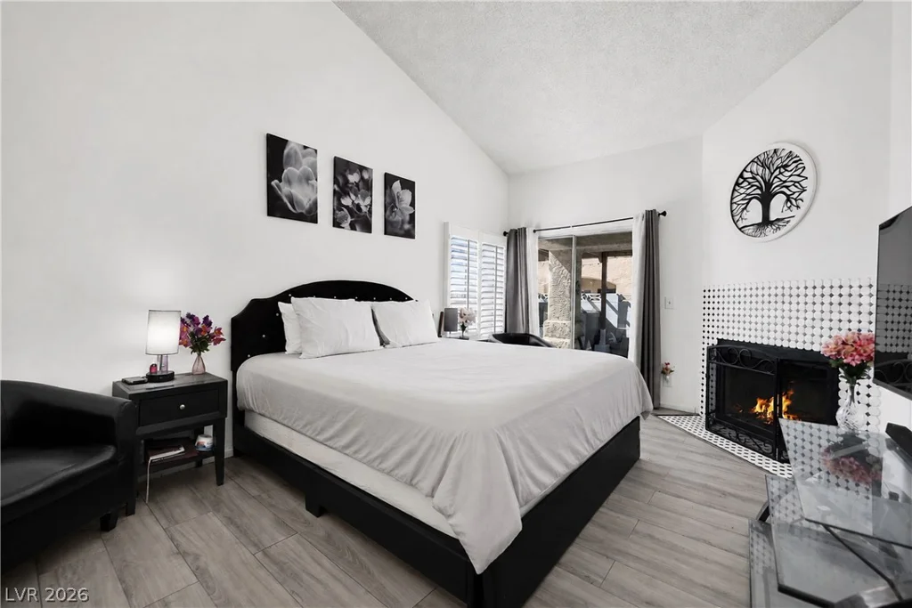 2913 Du Barry Manor, Las Vegas, NV 89108