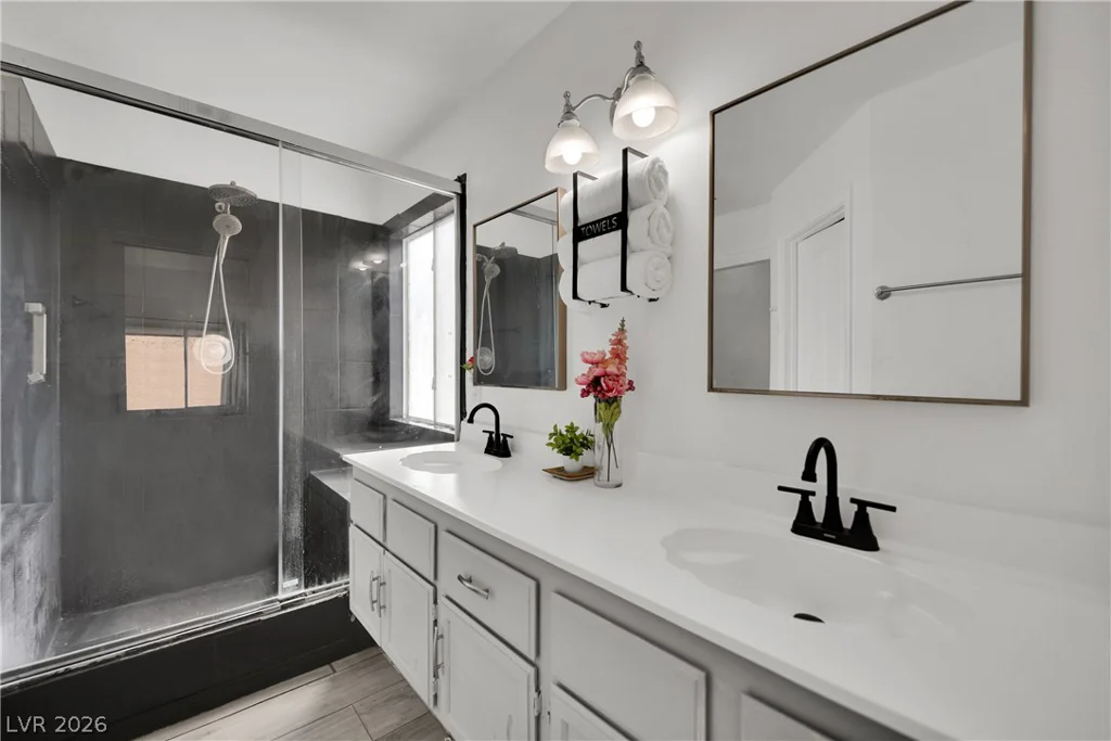 2913 Du Barry Manor, Las Vegas, NV 89108
