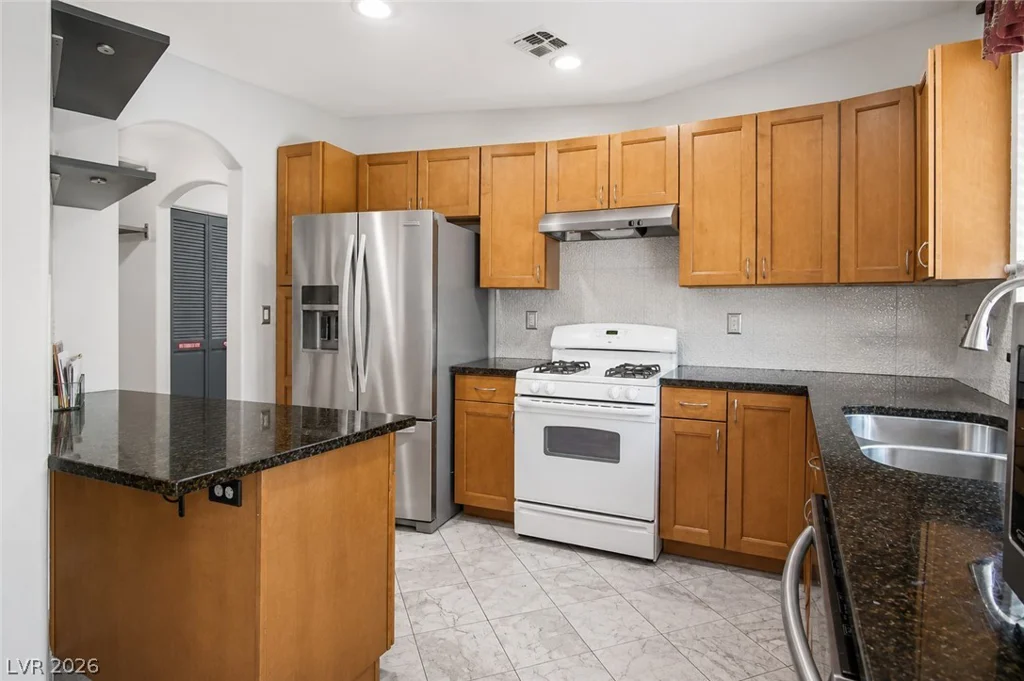 912 Sterling Thorn, Las Vegas, NV 89183