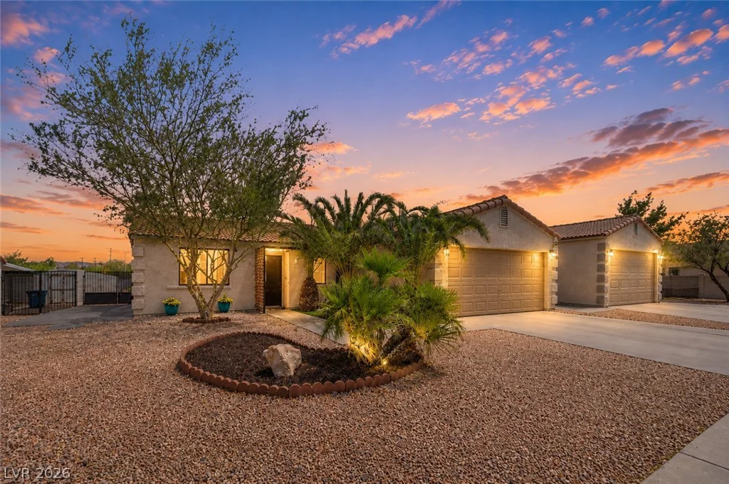 530 Grape, Henderson, NV 89015