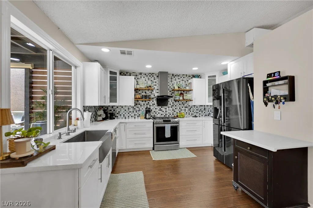 530 Grape, Henderson, NV 89015