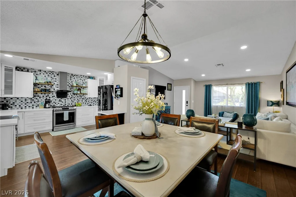 530 Grape, Henderson, NV 89015