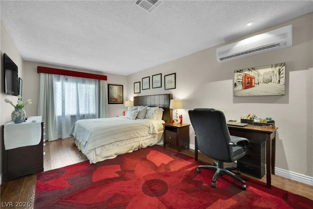 530 Grape, Henderson, NV 89015