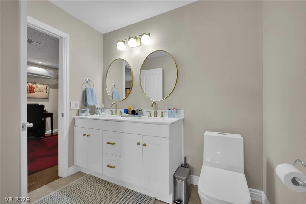 530 Grape, Henderson, NV 89015