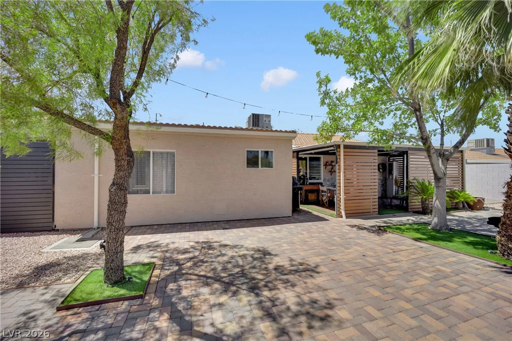 530 Grape, Henderson, NV 89015