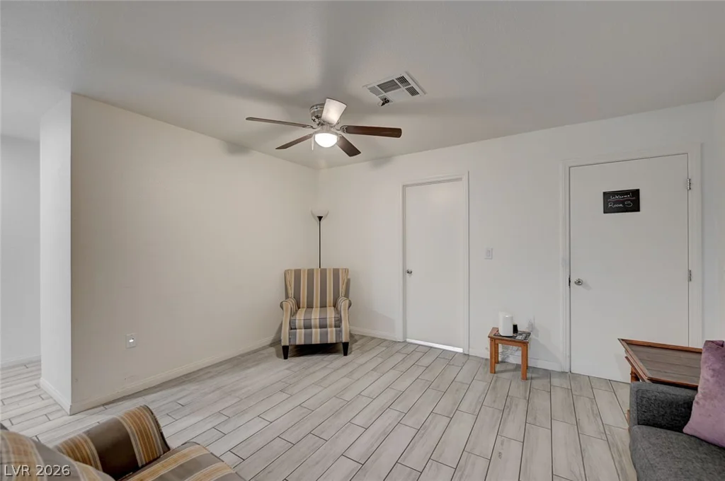 2300 Dune, Las Vegas, NV 89106