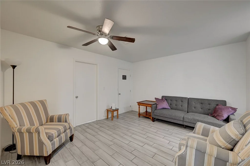 2300 Dune, Las Vegas, NV 89106