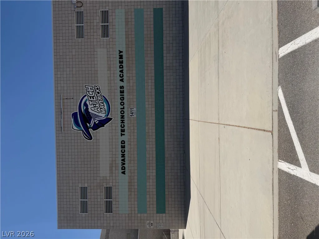 2300 Dune, Las Vegas, NV 89106