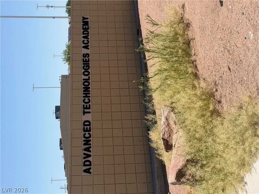 2300 Dune, Las Vegas, NV 89106