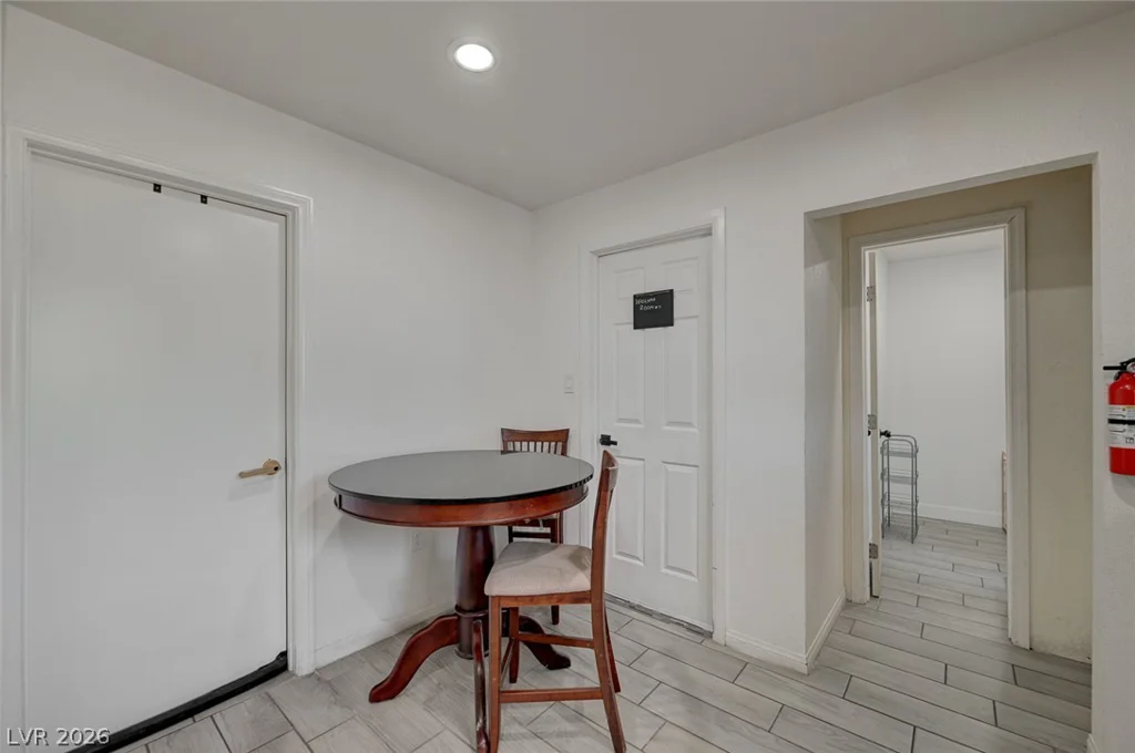 2300 Dune, Las Vegas, NV 89106