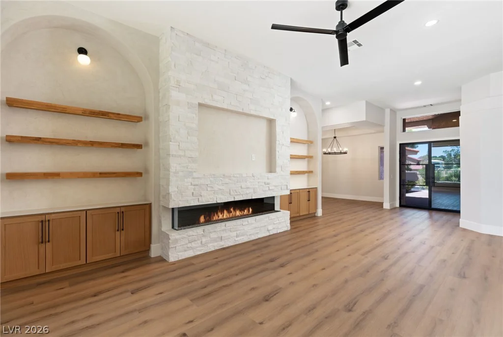 8649 Robinson Ridge, Las Vegas, NV 89117