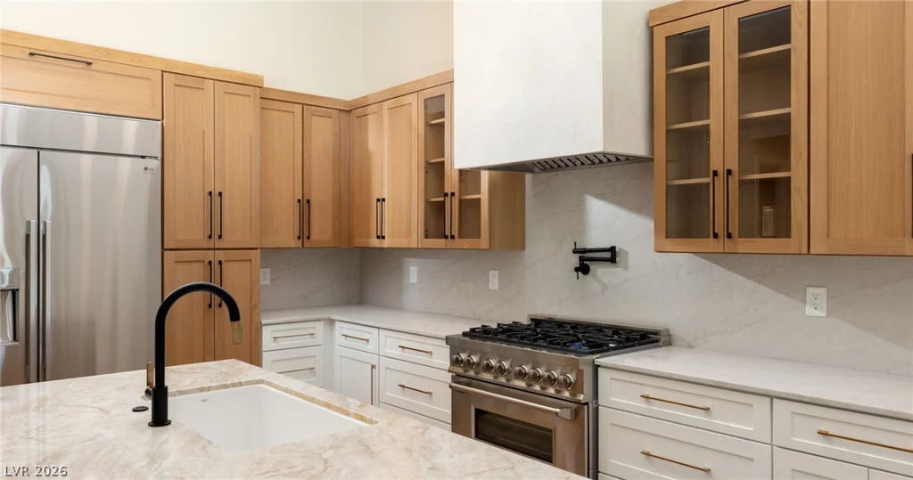 8649 Robinson Ridge, Las Vegas, NV 89117