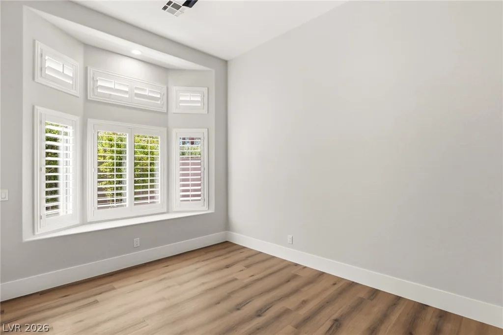 8649 Robinson Ridge, Las Vegas, NV 89117