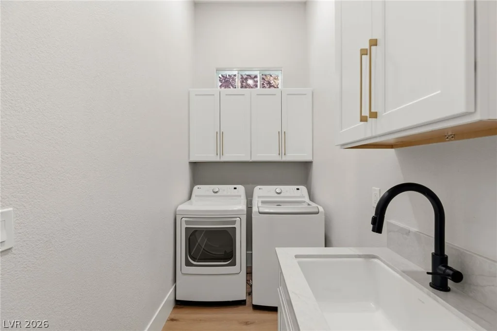 8649 Robinson Ridge, Las Vegas, NV 89117