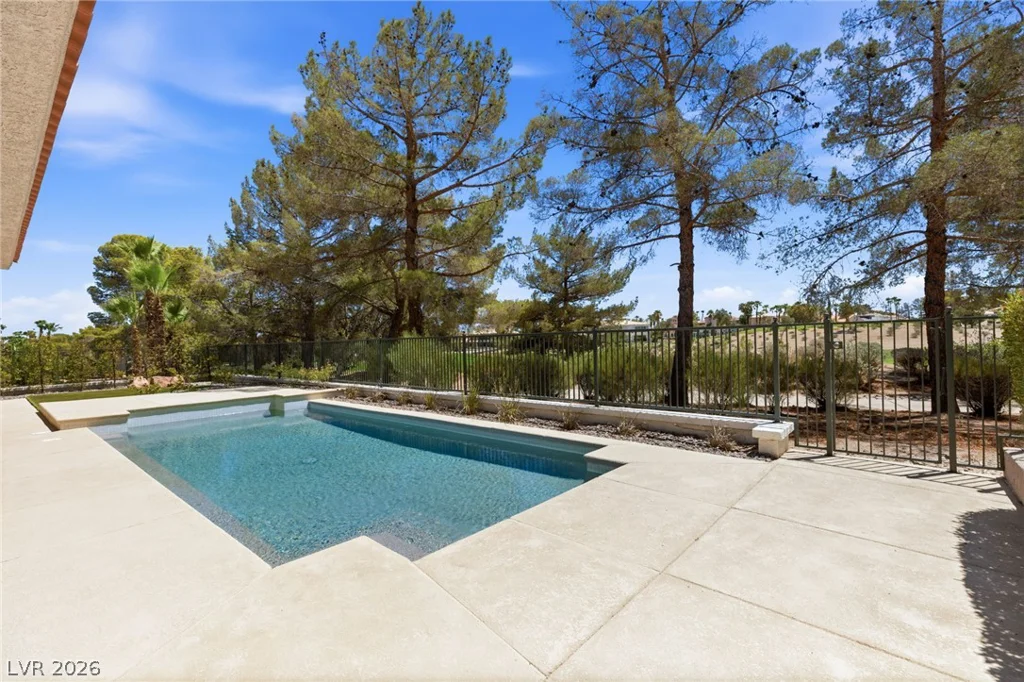 8649 Robinson Ridge, Las Vegas, NV 89117