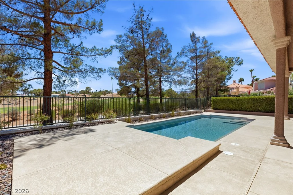 8649 Robinson Ridge, Las Vegas, NV 89117