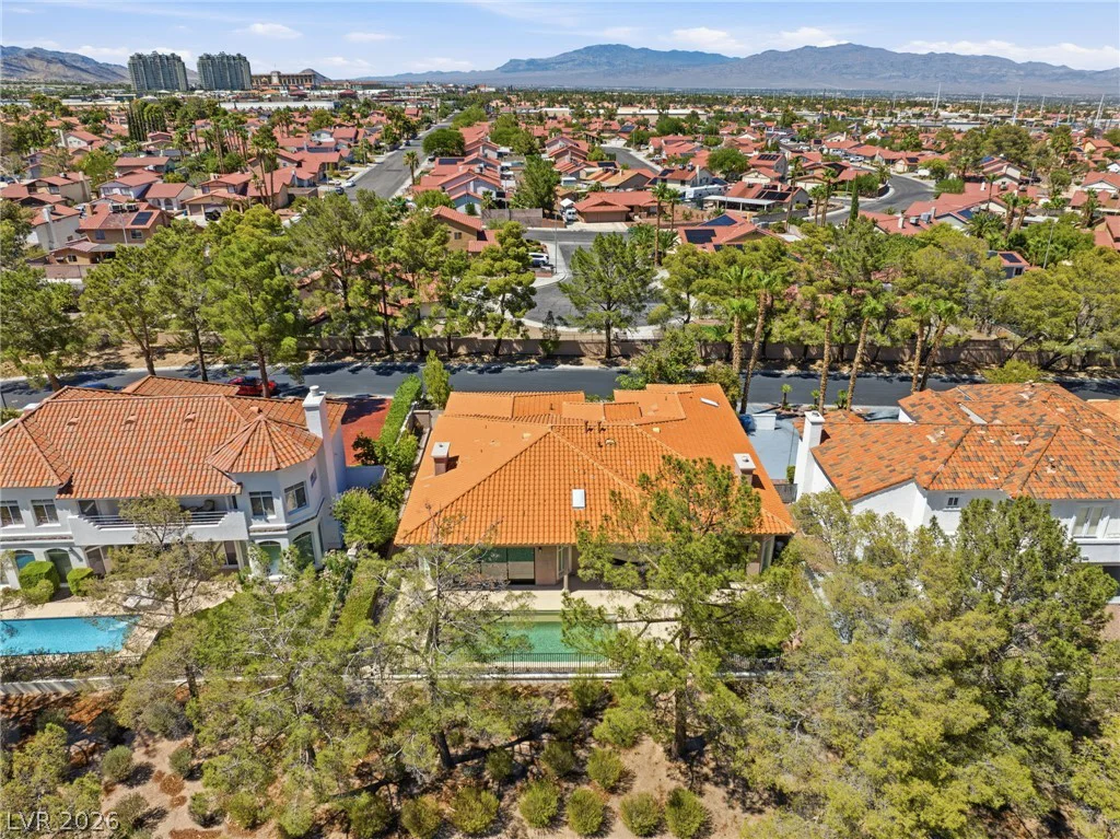 8649 Robinson Ridge, Las Vegas, NV 89117