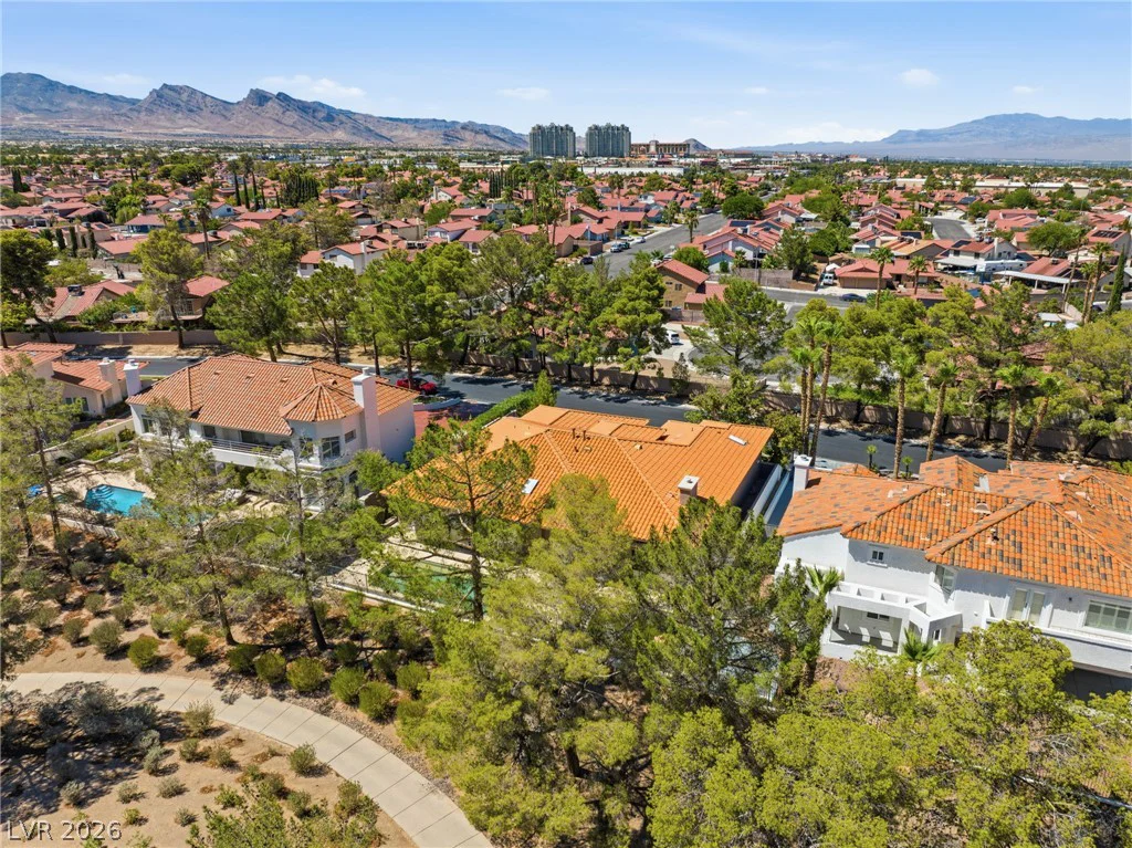 8649 Robinson Ridge, Las Vegas, NV 89117