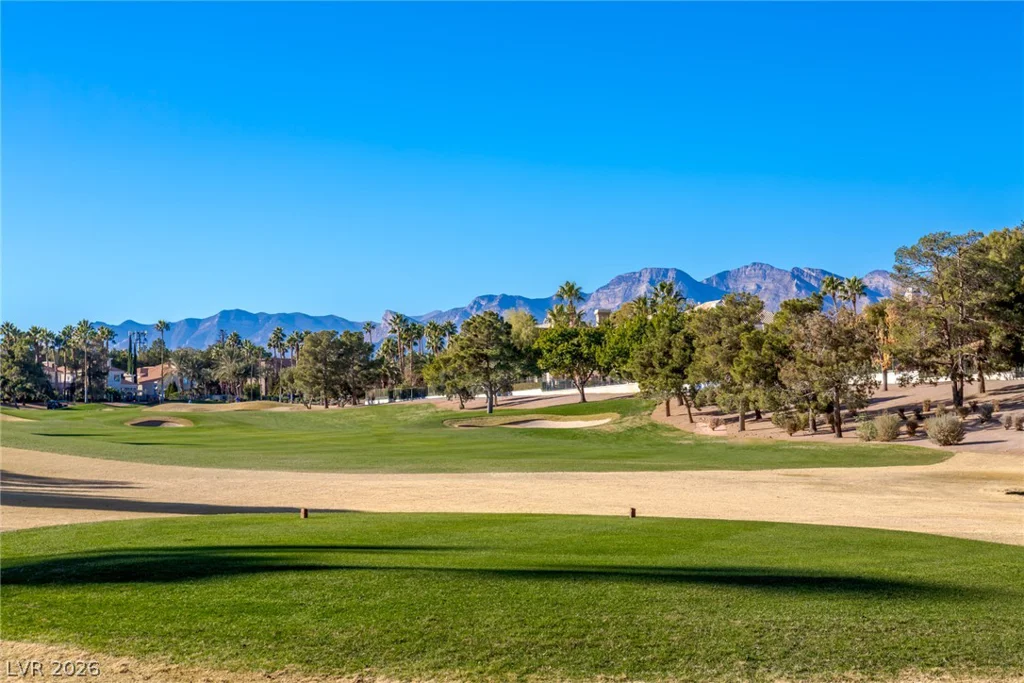 8649 Robinson Ridge, Las Vegas, NV 89117