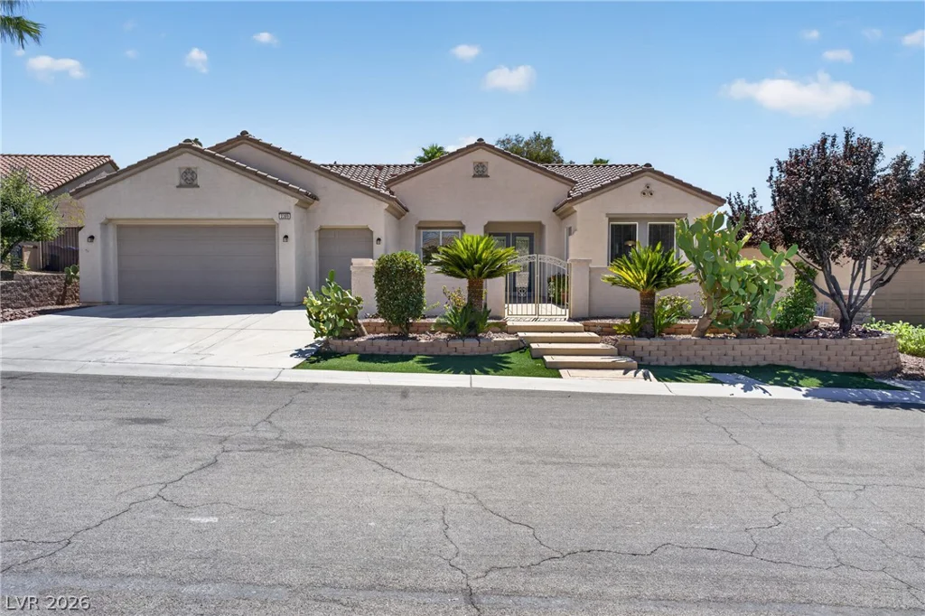 2389 Black River Falls, Henderson, NV 89044