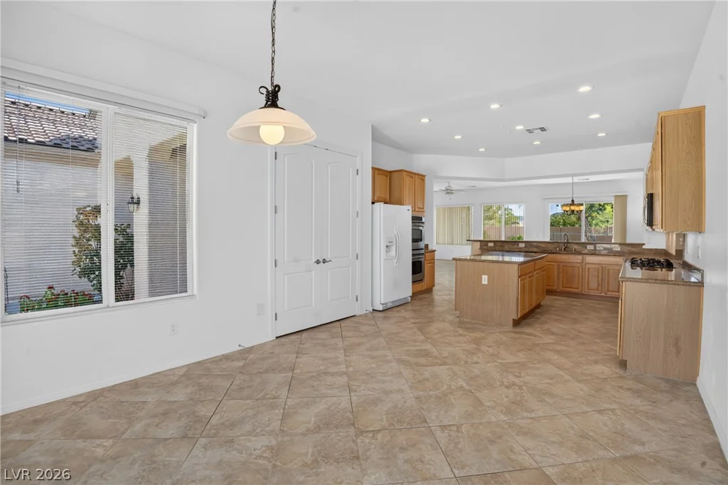 2389 Black River Falls, Henderson, NV 89044