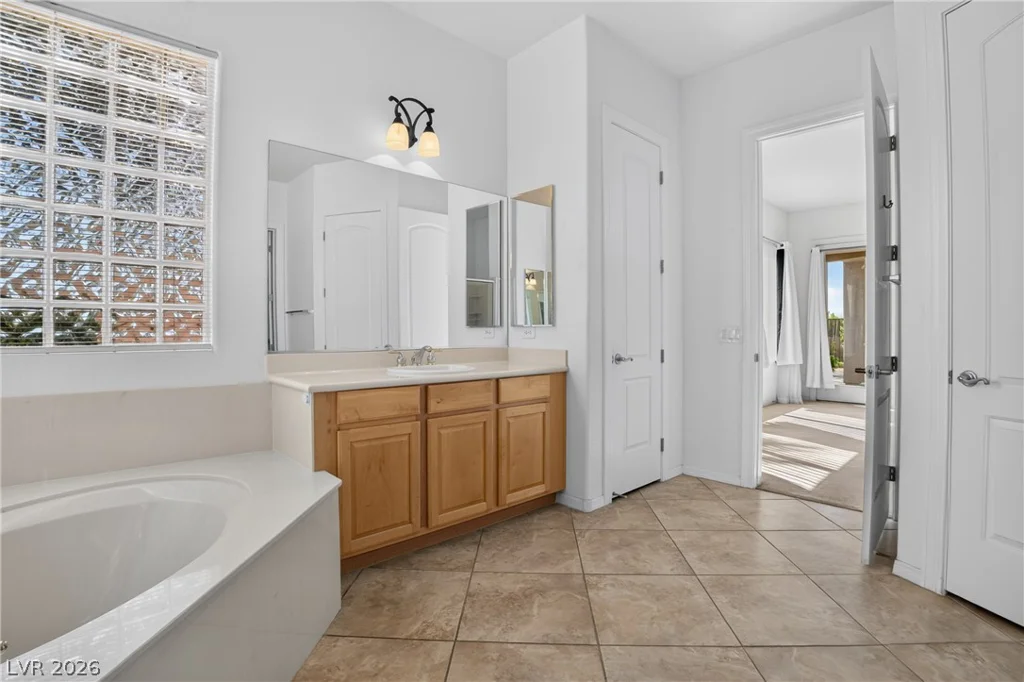 2389 Black River Falls, Henderson, NV 89044