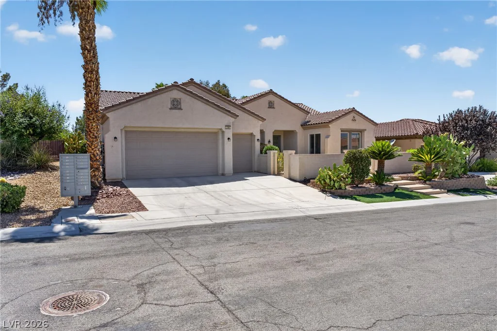 2389 Black River Falls, Henderson, NV 89044